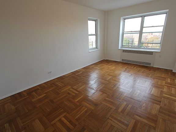 5th image of 6561 Saunders St APT 8P
