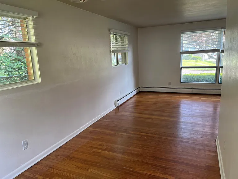 2607 Smith Dr #RIGHT — Photo 3
