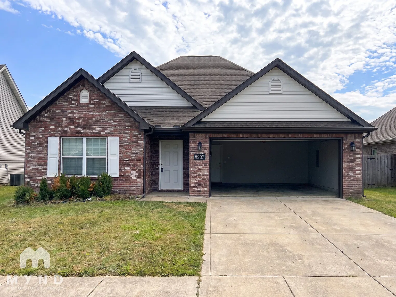 3 bed, 2.0 bath, 1677 sqft, $1,930 — Photo 1