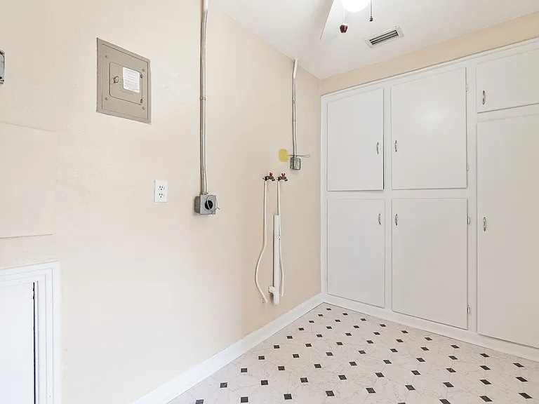 608 Missouri Ave — Photo 21