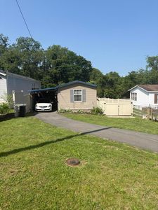 208 Crossing Ln, Low Moor, VA, 24457