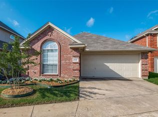 3020 Eagles Nest Dr, Bedford, TX 76021