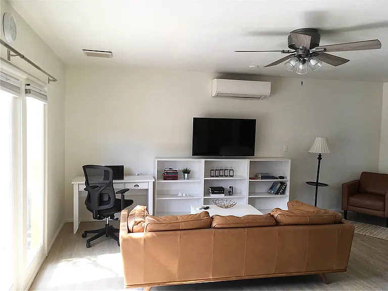 1724 N Whittier Dr — Photo 1