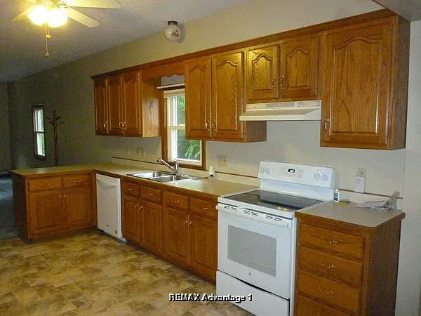 1 bed, $2,300 — Photo 2