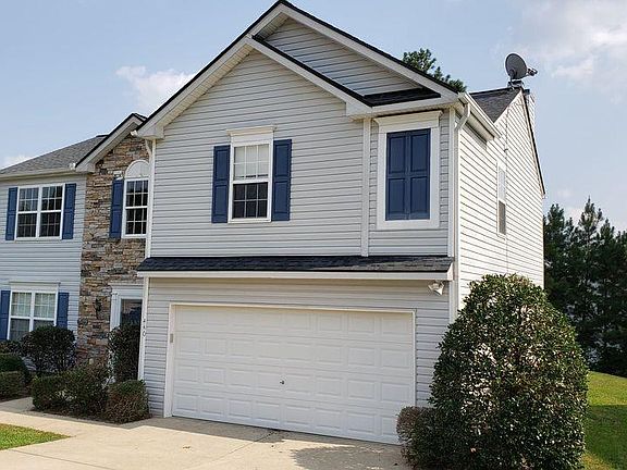2nd image of 440 Birchtree Valley Ct