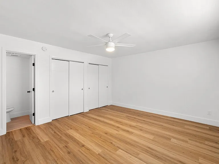 CrestHaus Apartments — Photo 32