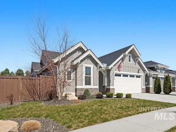 3710 W Silver River Ln, Meridian, ID 83646