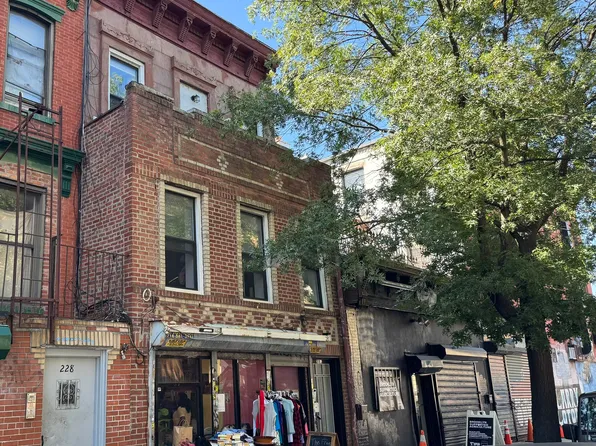 226 Marcus Garvey Boulevard image 1 of 8