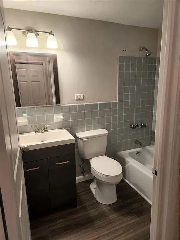 1 bed, 1.0 bath, 609 sqft, $1,875 — Photo 4