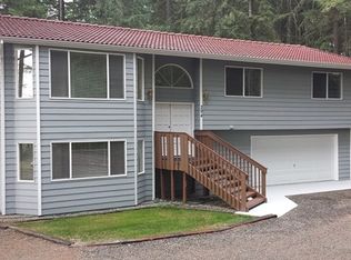 294 SE Rim Ln, Pt Orchard, WA 98367