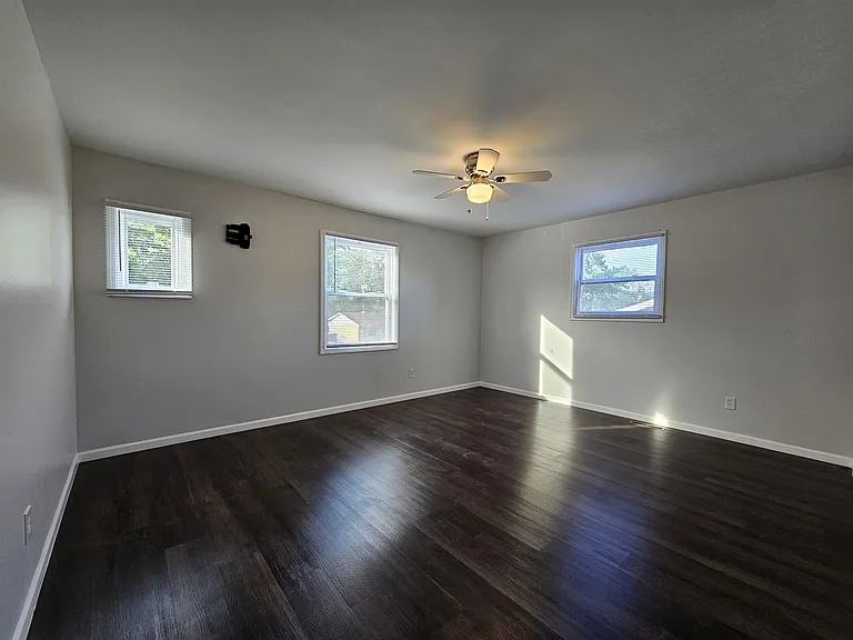 Main bedroom