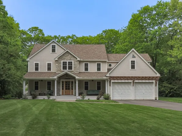 56 Mara Ln, Groton, MA 01450