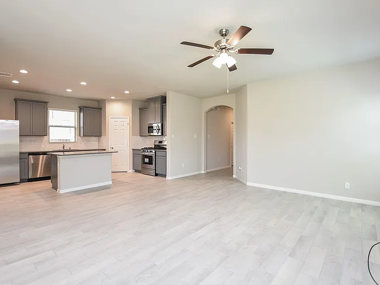 1428 Sundown Glen Ln — Photo 8