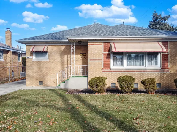 10610 Essex St, Westchester, IL 60154