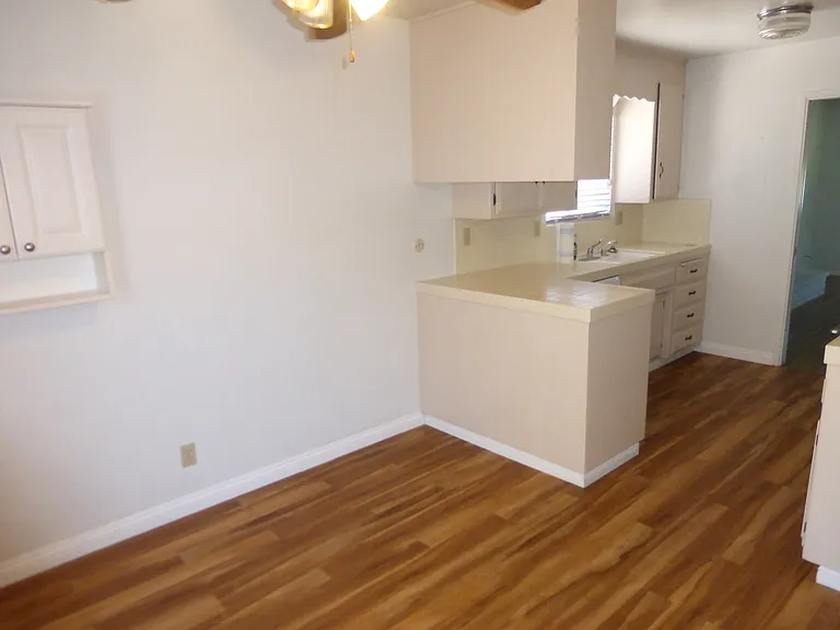 70 Plaza Way — Photo 5