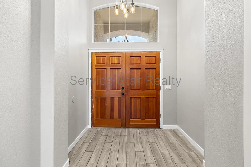 4 bed, 2.0 bath, 1806 sqft, $2,750 — Photo 4