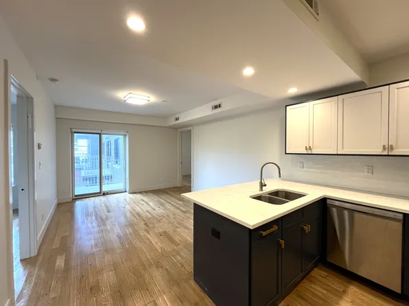 1704 Ocean Avenue image 1 of 10