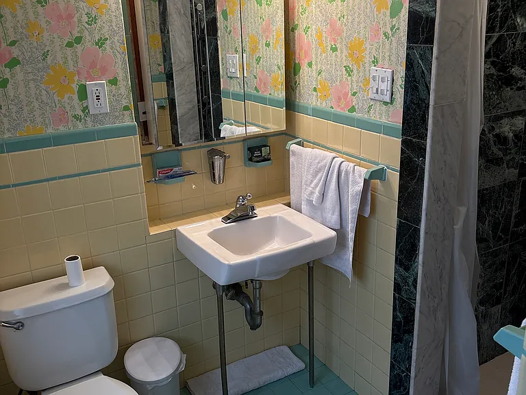 174 Rowley Hill Rd — Photo 9