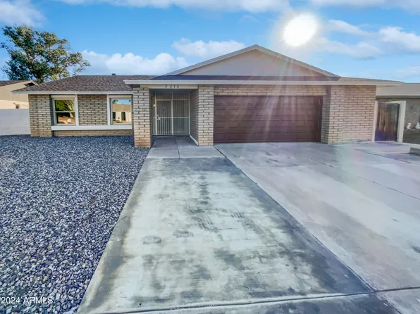 2213 E EL MORO Avenue, Mesa, AZ 85204