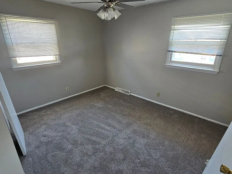 8576-8578 N 107th St. (Townhouse) — Photo 14