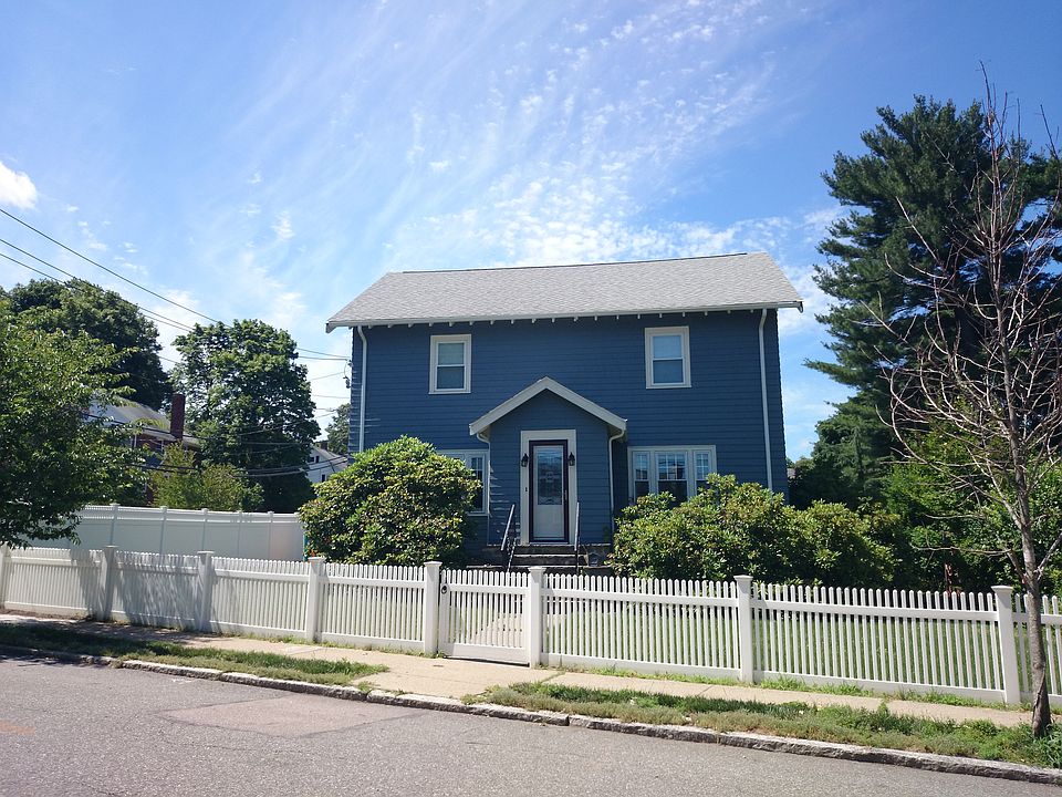 2nd image of 355 Park St