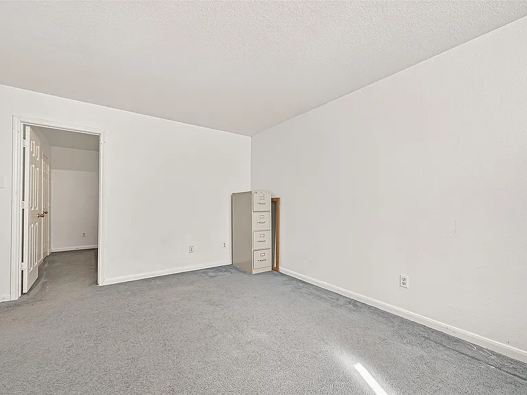 15707 Crooked Arrow Dr — Photo 21