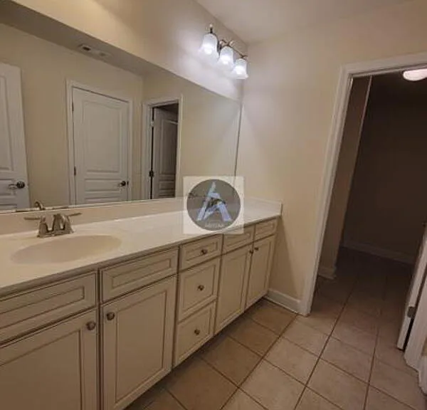 1008 Applegate Dr — Photo 27
