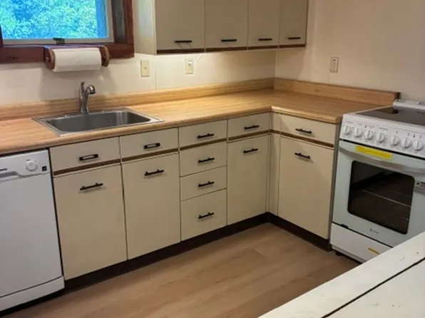 74 Brickyard Cove Rd, Harpswell, ME 04079
