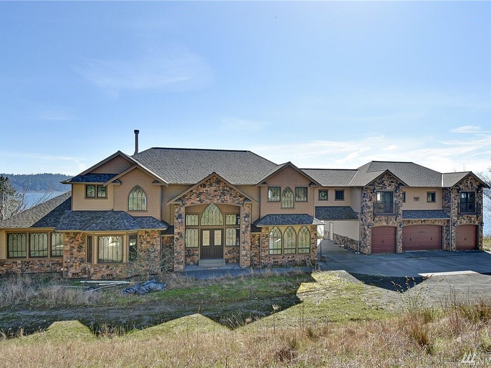 1st image of 10473 SE Vashon Vista Dr