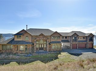 10473 SE Vashon Vista Dr, Pt Orchard, WA 98367