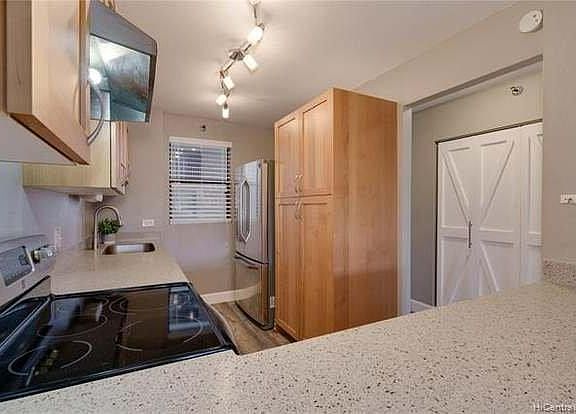 Kitchen and in condo Laundry