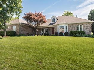 612 Loughmor Pass, Weldon Spring, MO 63304