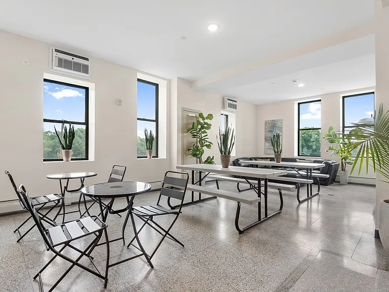 Historic SoHo Lofts — Photo 19