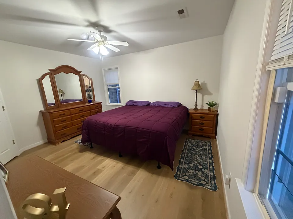 121 Carnation St