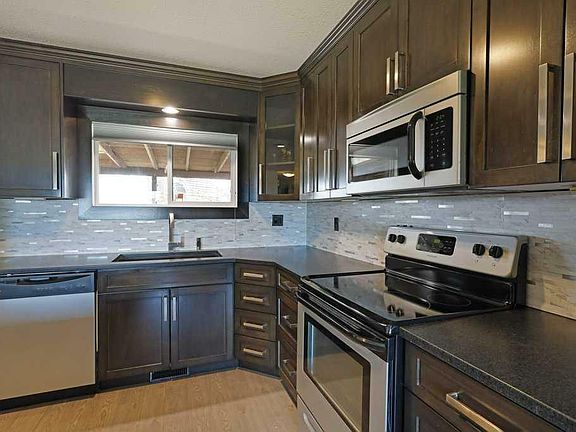 3rd image of 190014 12th St W #7