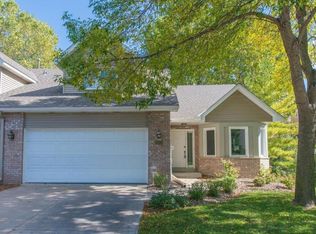 5958 Bren Cir, Minnetonka, MN 55343