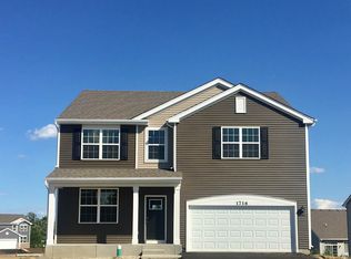 1716 Dundalk Ln, McHenry, IL 60050