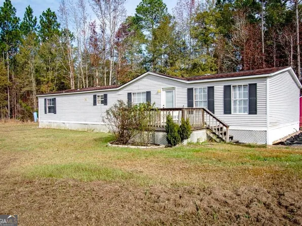 884 Savannah Town Rd, Springfield, GA 31329