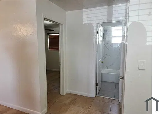 13865 NW 26th Ave — Photo 4