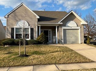 51 Wagon Wheel Ln, Columbus, NJ 08022