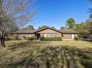 672 Fish Farm Rd, Orange, TX 77632