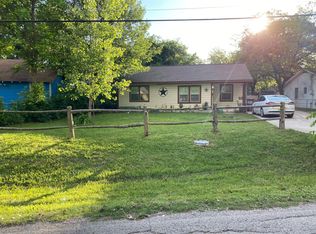 719 N Elm St, Lancaster, TX 75146