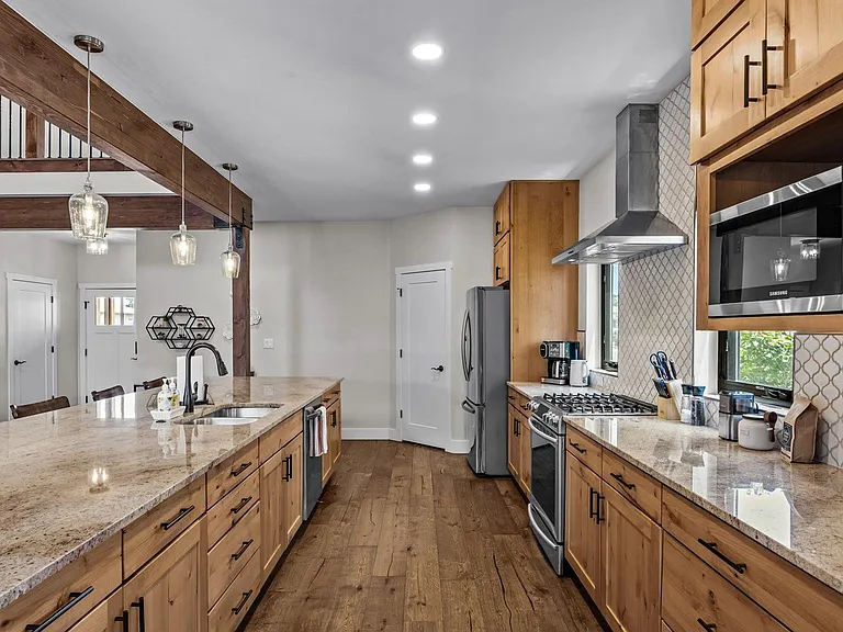 2545 Fryingpan Dr — Photo 22