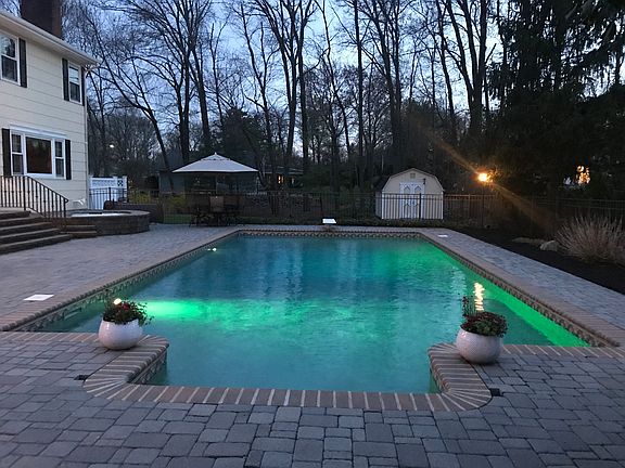 5th image of 753 Albemarle St
