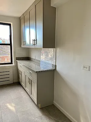 Rented by FirstService Realty (legacy) | media 12