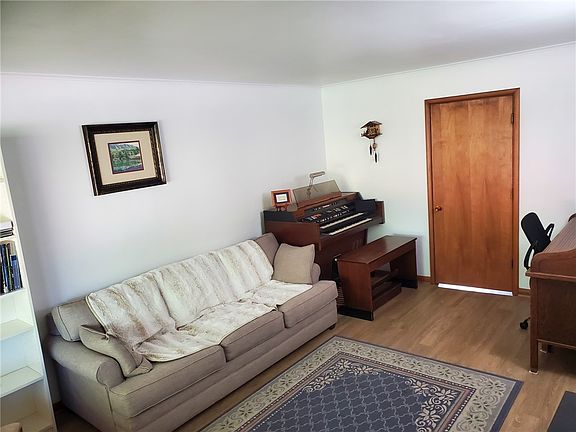 2nd image of 505 N 18th St