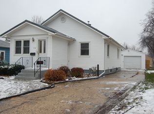 114 10th Ave, Worthington, MN 56187