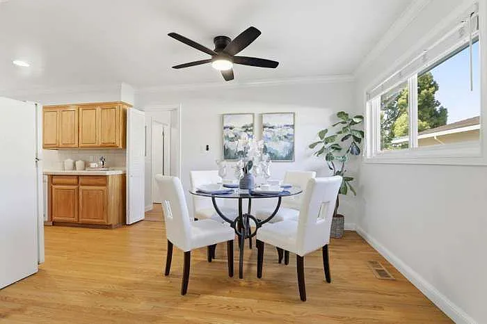 1670 Andalusia Way — Photo 17