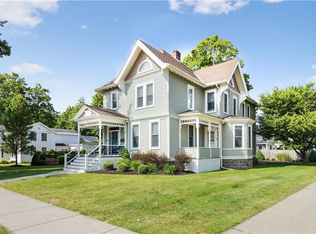 30 Maple Ave, Hamilton, NY 13346