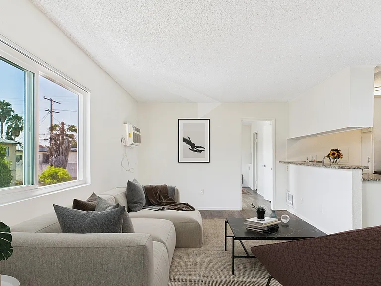 Gilmore Apartments - Van Nuys — Photo 51